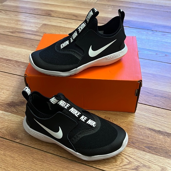 Nike Other - Nike Flex Runner Pre School 1Y NEW